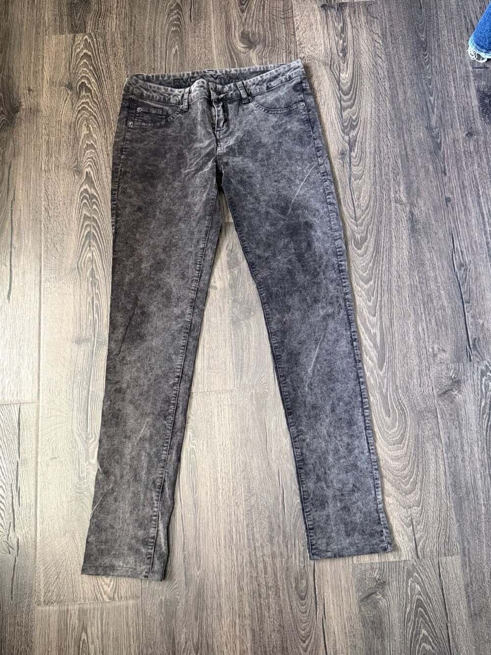 RVCA Women's Acid Wash Corduroy Skinny Pants Size 29
